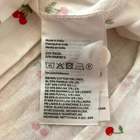 Linen Cherry Button Down - H&M Divided - size S - Picture 5 of 5